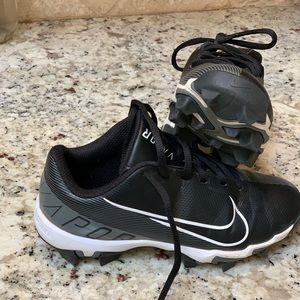 Nike Youth Baseball Cleats